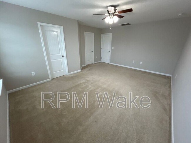 Building Photo - 217 Gulley Glen Dr