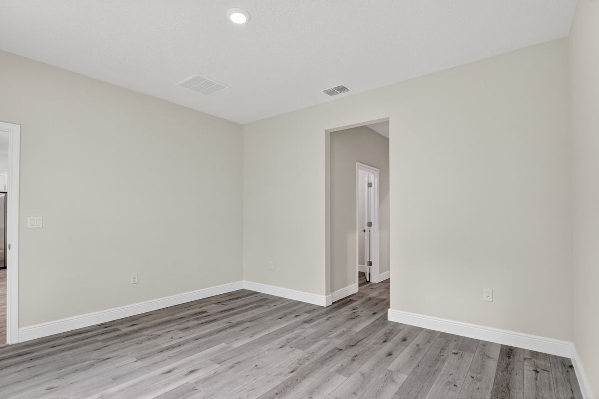 Building Photo - 7938 N Maltese Dr