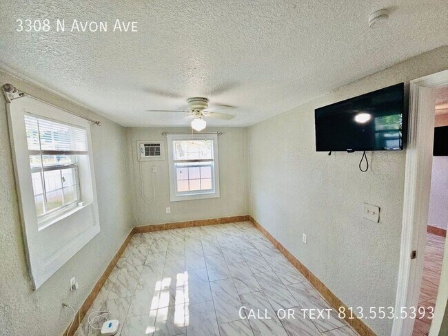 Building Photo - 3308 N Avon Ave
