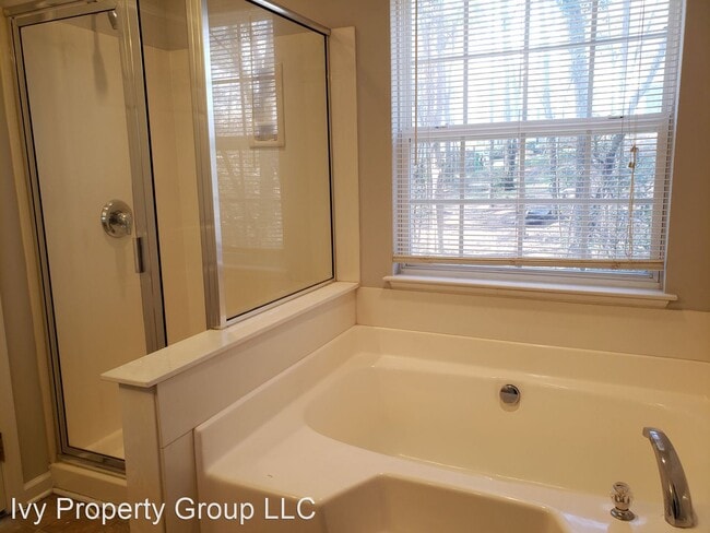 Building Photo - 3 br, 2 bath House - 11032 Carver Pond Rd.