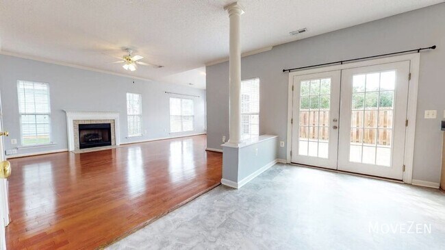 Building Photo - 10831 Laurnet Pl