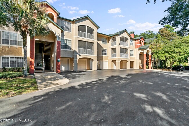 Building Photo - 230 Colima Ct