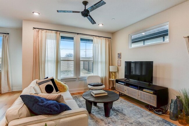 Building Photo - 2600 Gattis School Rd