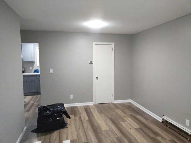 Building Photo - 48 Dupont Pl