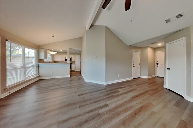 Building Photo - 216 Tara Plantation Dr
