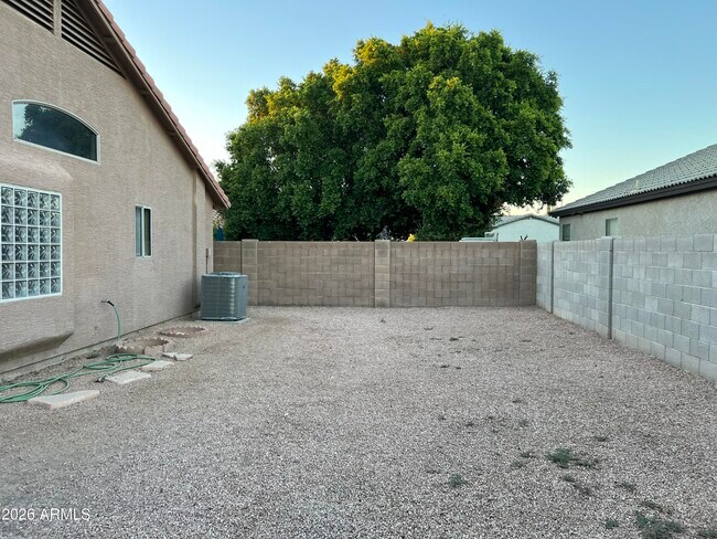 Building Photo - 2641 N 109th Ave