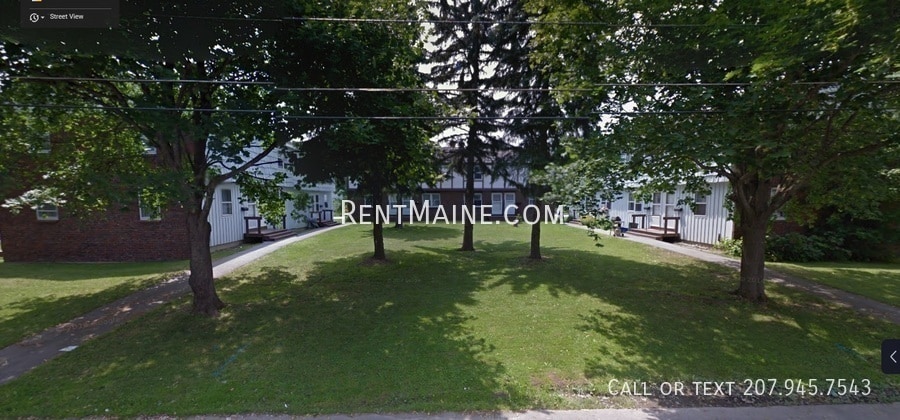 Building Photo - 13 Hemlock St