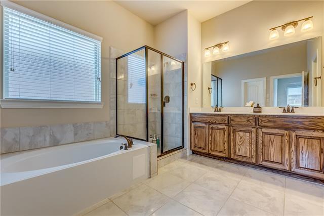 Building Photo - 10601 Troutt Dr