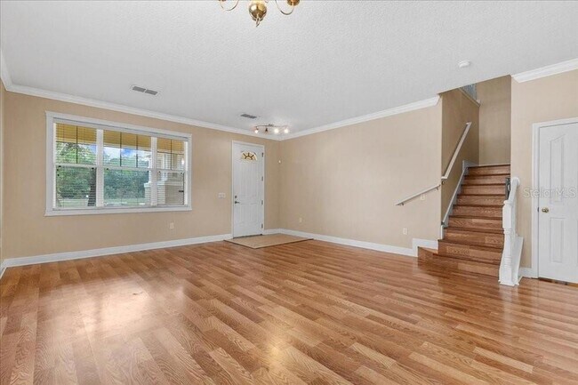 Building Photo - 3949 Golden Finch Way