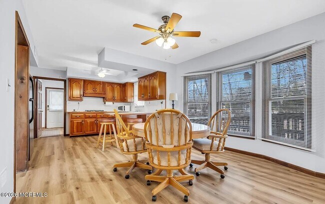 Building Photo - 1097 Lakewood Farmingdale Rd