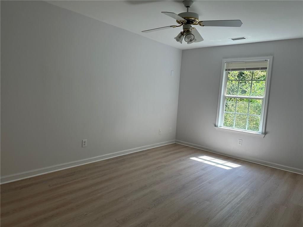 Building Photo - 1665 Southgate Mill Dr