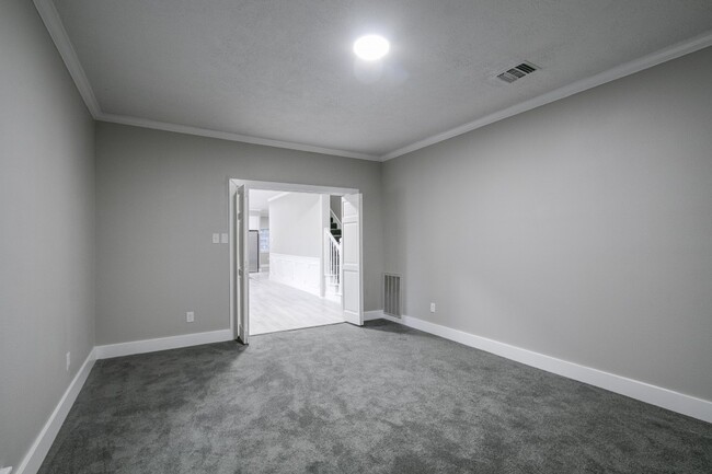 Building Photo - 16623 Wimbledon Forest Dr