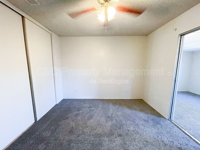 Building Photo - 515 San Clemente St