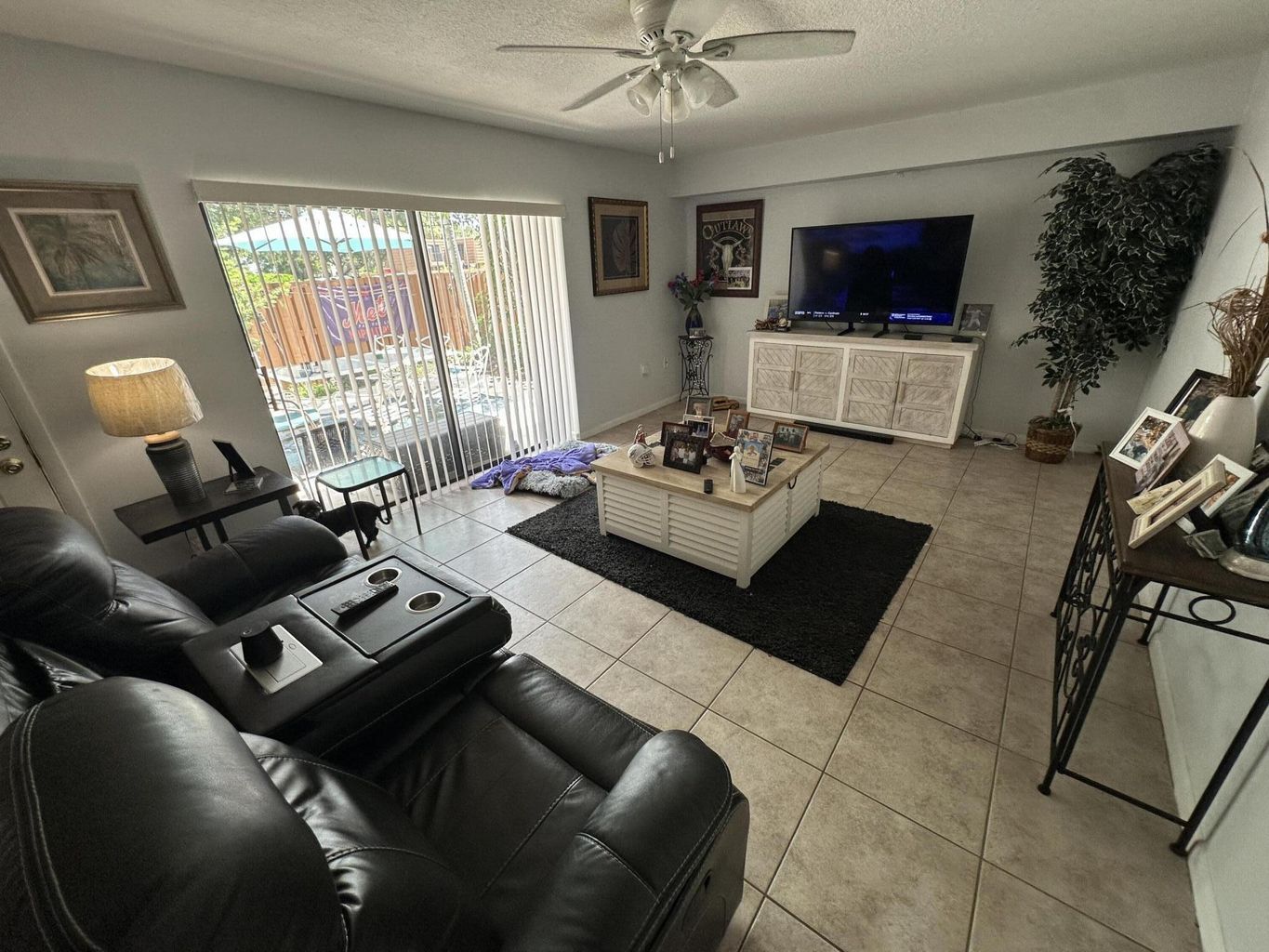 Building Photo - 246 Charter Way