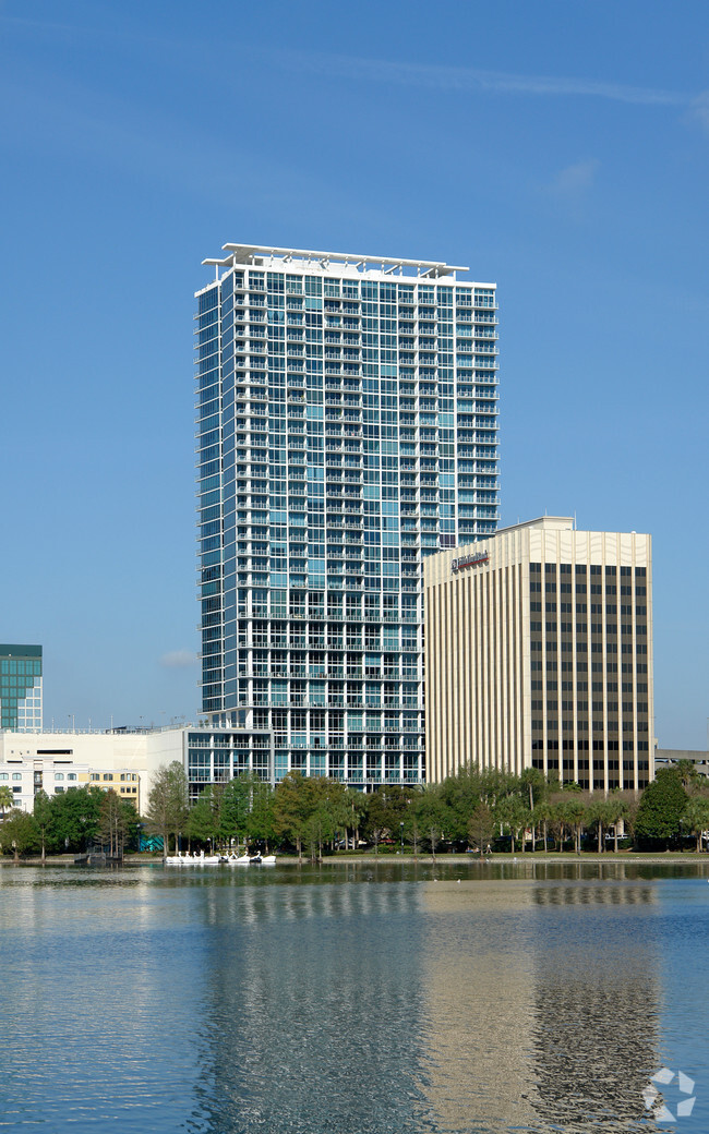 Building Photo - The VUE at Lake Eola