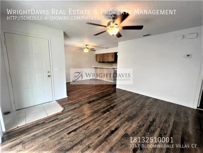 Building Photo - 3147 Bloomingdale Villas Ct