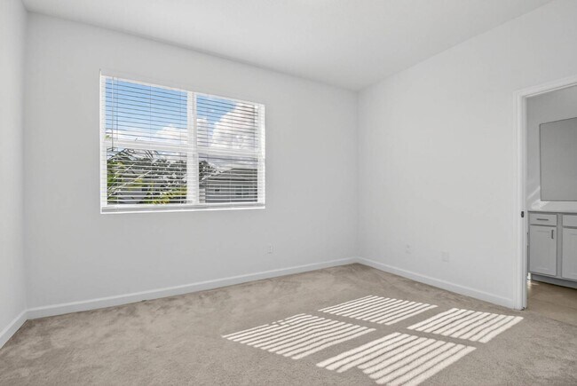 Building Photo - 4645 Meyerson Pl