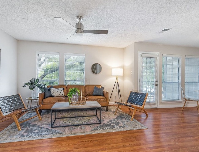 Building Photo - 4067 Beltway-151.25