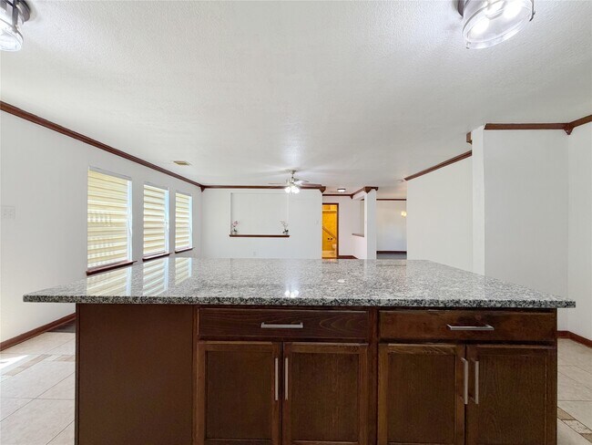 Building Photo - 4707 Meadowthorn Ct