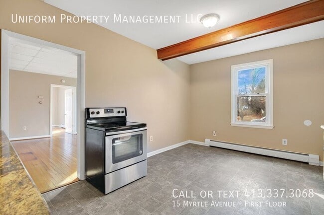 Building Photo - 15 Myrtle Ave