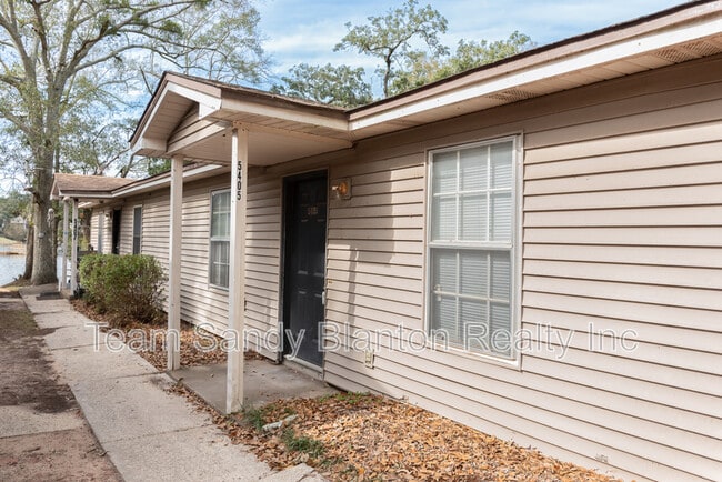 Building Photo - 5405 E Shore Dr