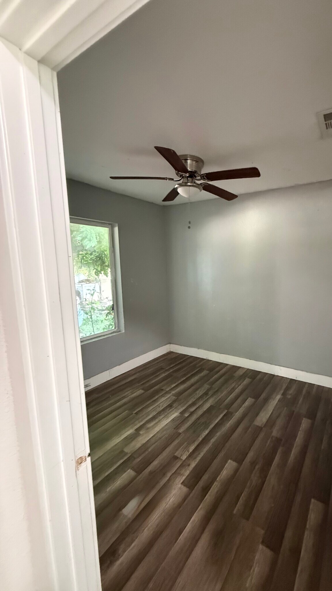 Building Photo - 3307 Minniear Ave