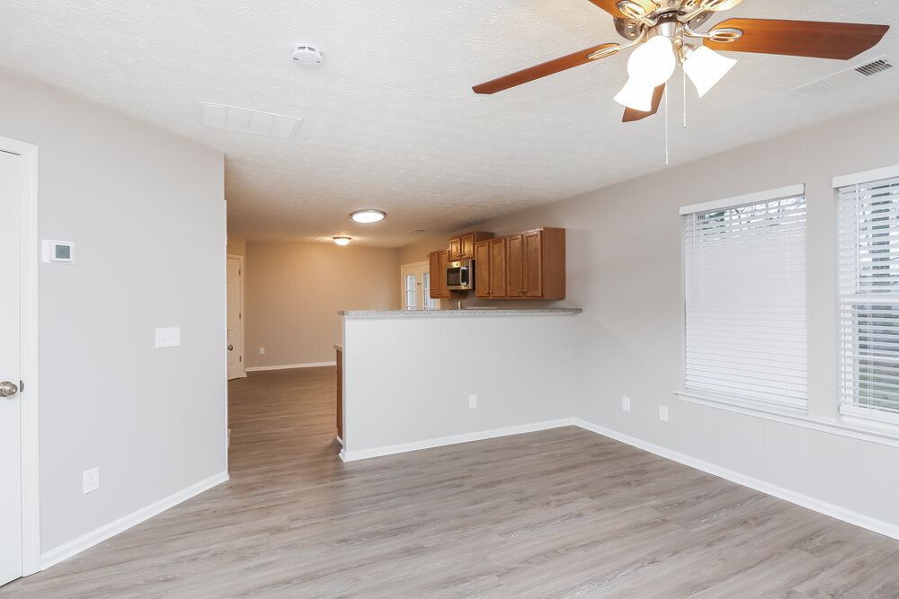 Building Photo - 1374 Ivey Pointe Dr SE