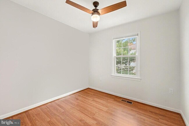 Building Photo - 5502 Lakewhite Ct