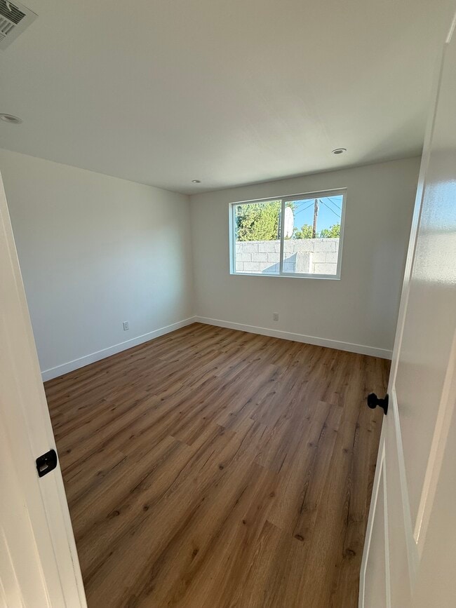 Building Photo - 12406 Cantara St
