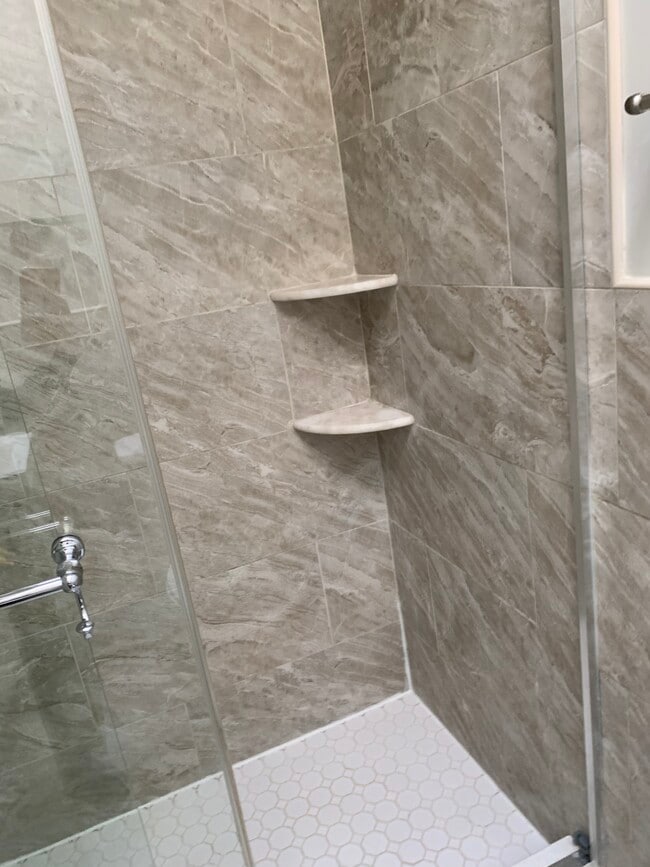 2nd bathroom - 143 Juniper Rd