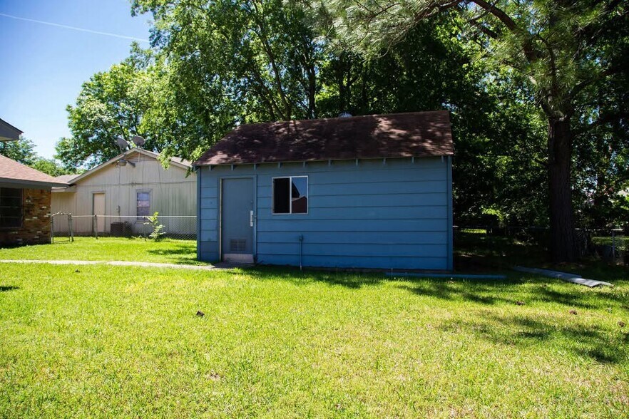 She in back yard - 6500 Woodchuck Dr