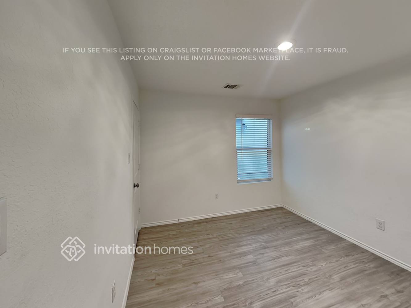 Building Photo - 4136 Waterfall Cv