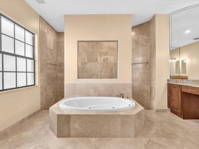 Building Photo - 3530 NW 87th Ave