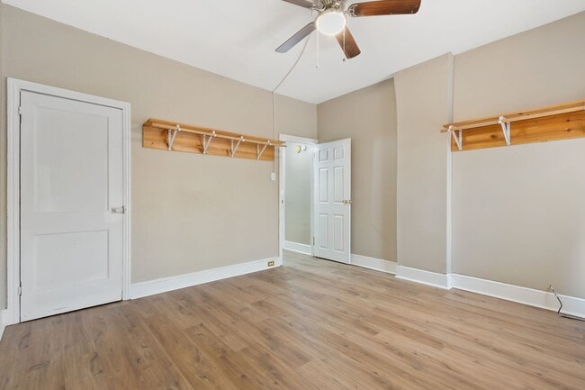 Building Photo - 5843 Magnolia St