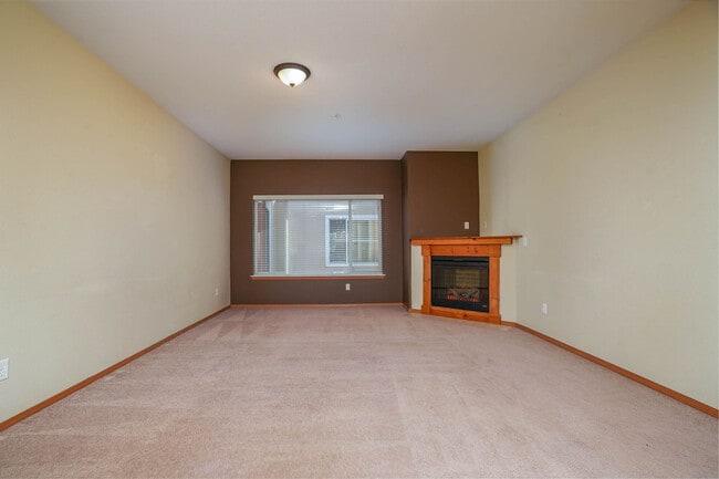 Building Photo - Warner Street Townhomes