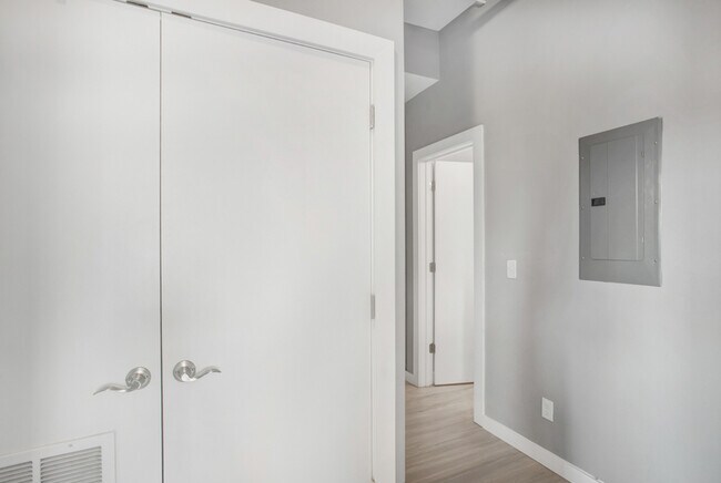 Building Photo - 4301 Olive St