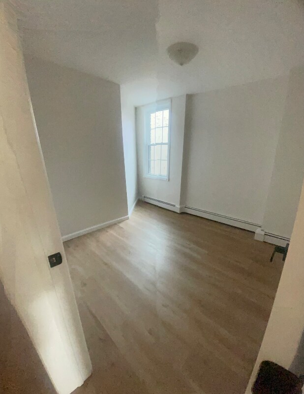 Building Photo - 120 Beach St