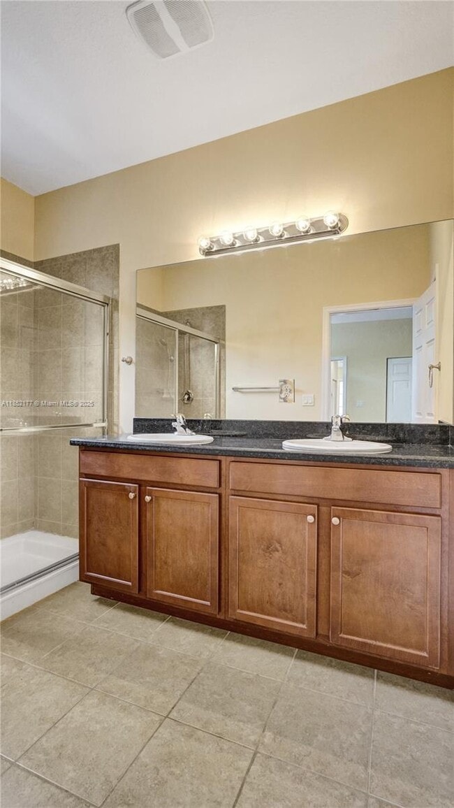Building Photo - 1401 SW 147th Ter