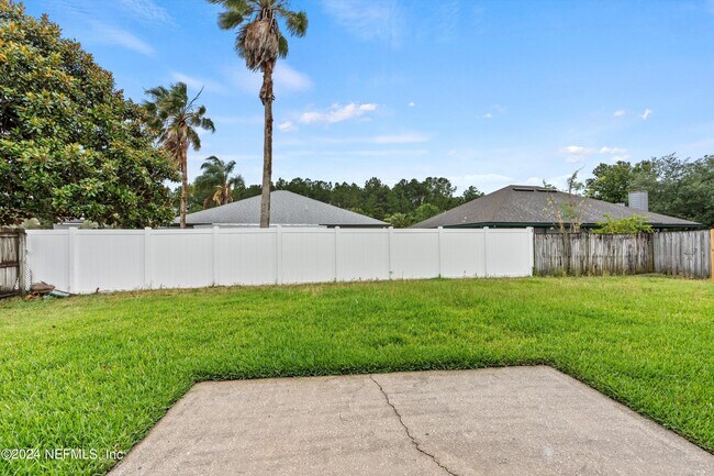 Building Photo - 12756 Bentwater Dr