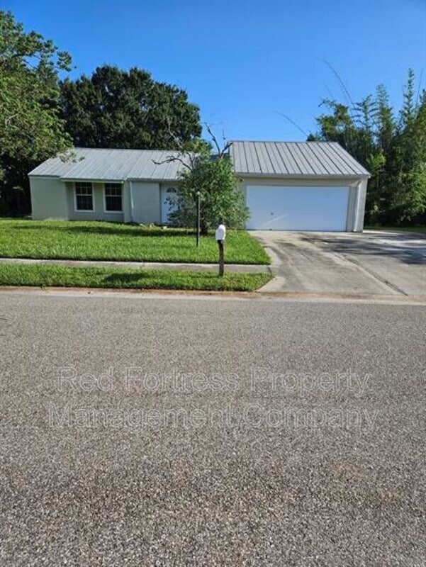 Primary Photo - 15836 Keygrass Ln