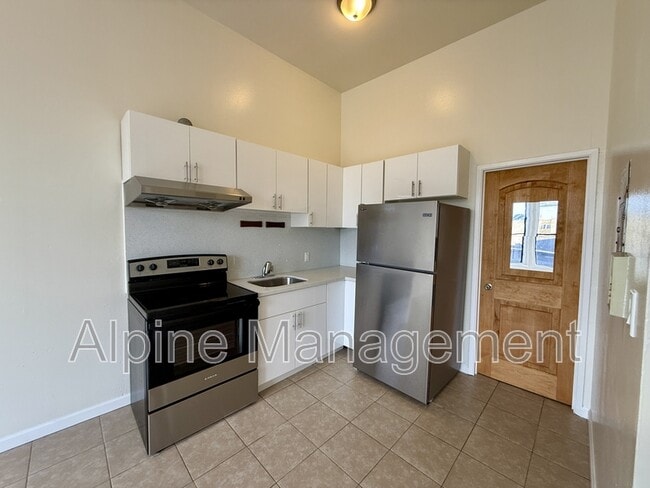 Building Photo - 2315 Mission St