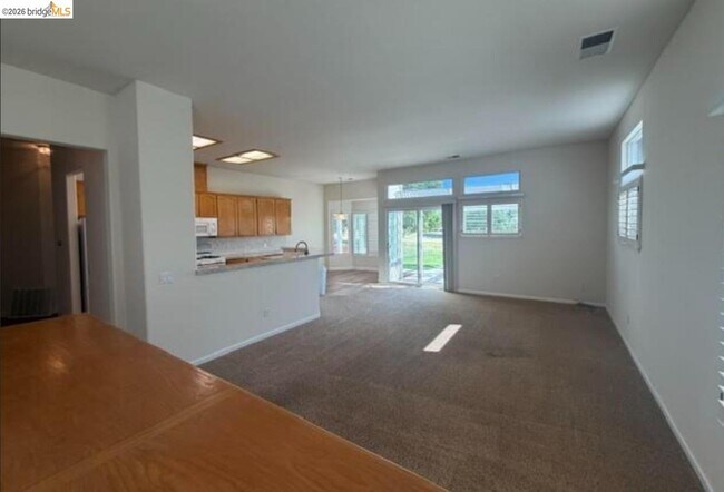 Building Photo - 170 Gala Ln