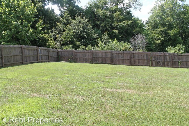 Building Photo - 4 br, 3 bath House - 1389 Mutual Drive