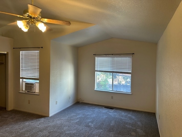 Building Photo - Riverband 4 Bedroom 2.5 Bath Home with Poo...