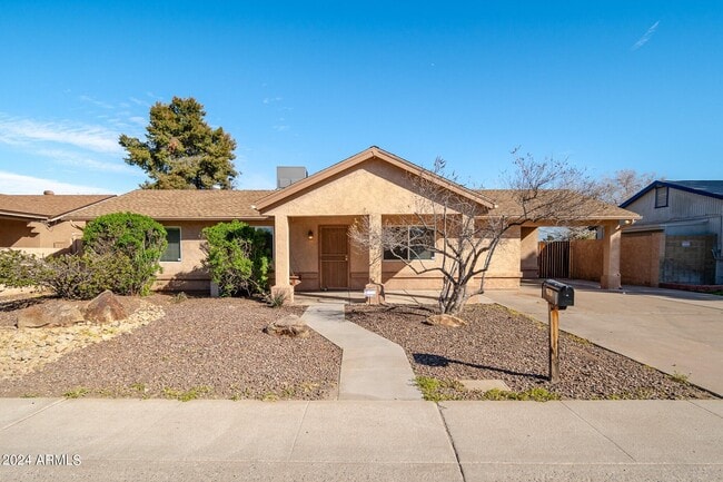 Primary Photo - 6610 W McKinley St