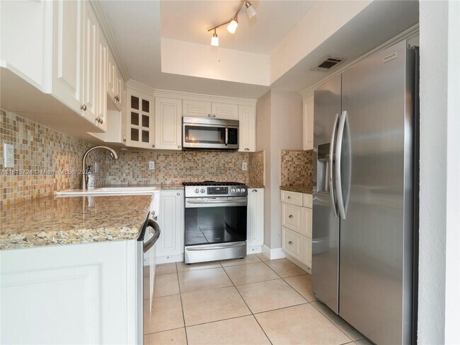 Building Photo - 11549 SW 109th Rd