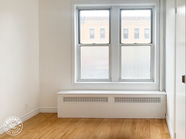 Building Photo - 66-31 Fresh Pond Rd