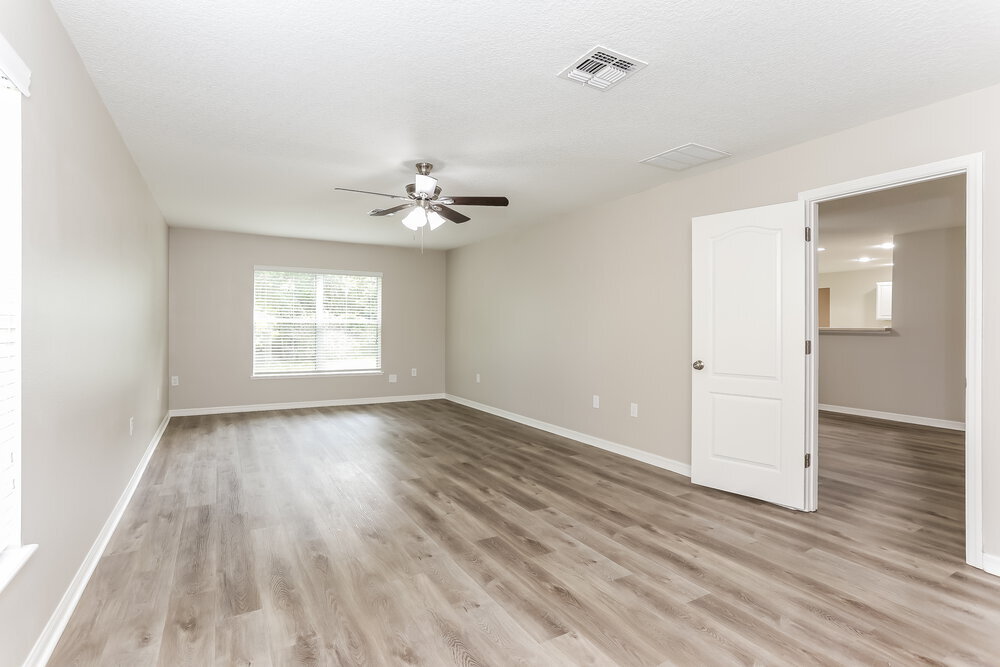 Building Photo - 97122 Yorkshire Dr