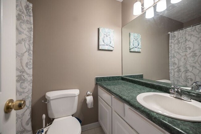 Building Photo - 125 Whispering Springs