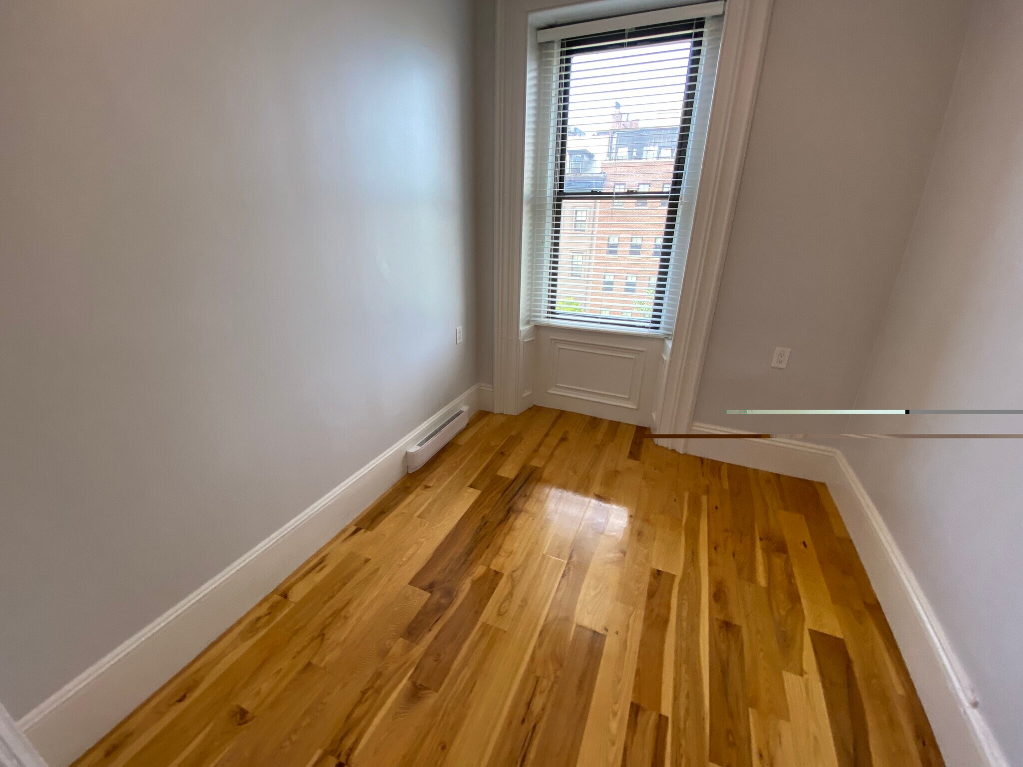 Building Photo - 117 Beacon St